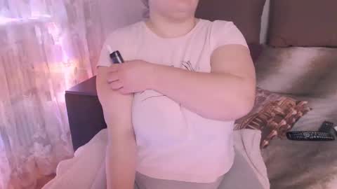 Snapshot of liahsofty chatting on 12-08-24, 07:11 miss Lia colection for travel online show from 12-08-24, 07:11