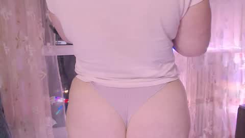 Snapshot of liahsofty chatting on 12-08-24, 10:14 miss Lia colection for travel online show from 12-08-24, 10:14