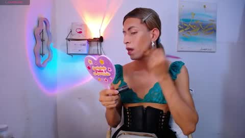 Liah Stone online show from 05-13-26, 01:08