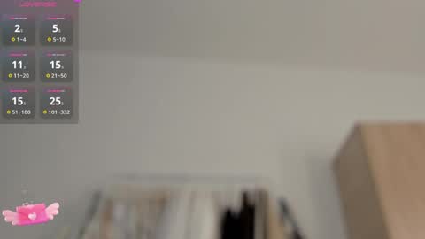 Snapshot of liajohnsons_ chatting on 03-29-26, 01:49 Lia Johnsons online show from 03-29-26, 01:49