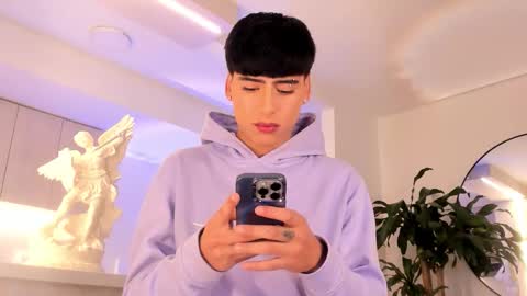 Liam online show from 03-20-26, 01:10