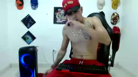 Snapshot of liam_andres12 chatting on 02-28-26, 11:17 Andres online show from 02-28-26, 11:17