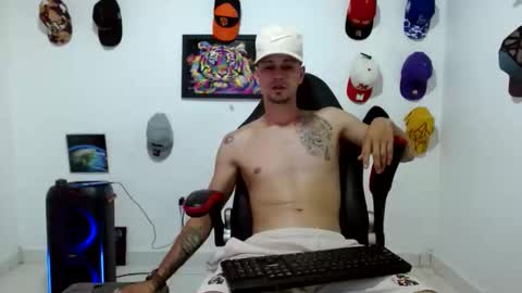 Andres online show from 05-15-26, 09:44
