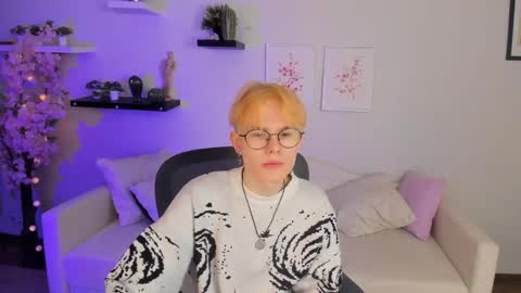 LIAM online show from 03-31-26, 05:08