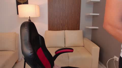 Liam Collins online show from 12-27-24, 11:39