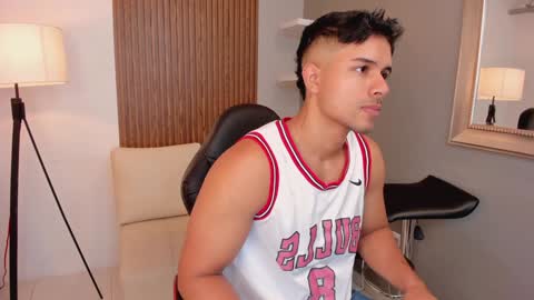 Liam Collins online show from 12-29-24, 11:29