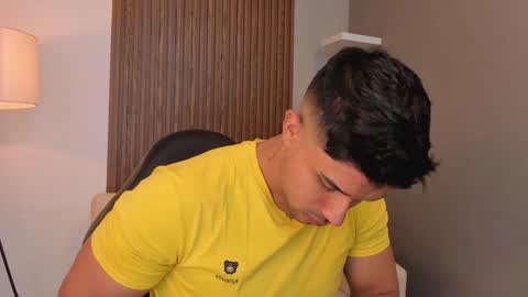 Liam Collins online show from 01-04-25, 11:33