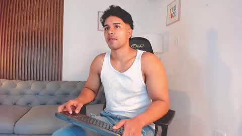 Liam Collins online show from 10-18-25, 11:33