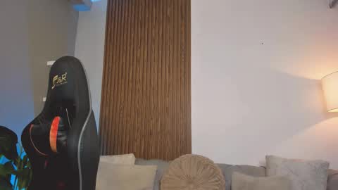 Liam Collins online show from 03-12-26, 11:38