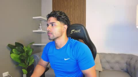 Snapshot of liam_colliins chatting on 04-15-26, 11:50 Liam Collins online show from 04-15-26, 11:50