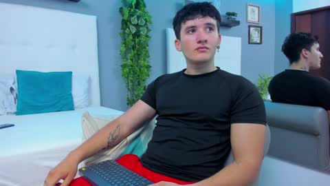 liam_conorr online show from 01-23-25, 12:19