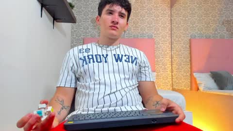 liam_conorr online show from 01-28-25, 12:32