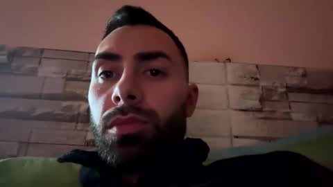 Snapshot of liam_daniel chatting on 10-05-25, 01:20 Liam online show from 10-05-25, 01:20