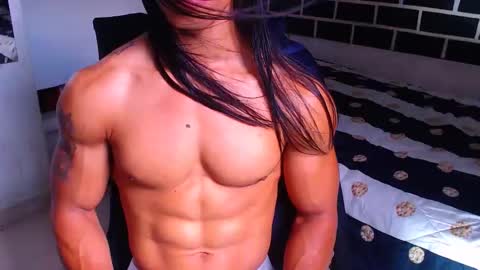 Snapshot of liam_domain chatting on 11-04-25, 02:38 LIAM online show from 11-04-25, 02:38