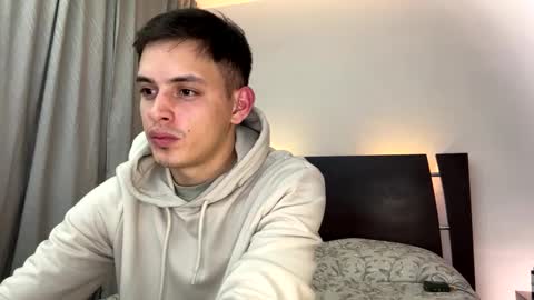 Liam online show from 03-09-25, 01:14