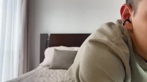 Liam online show from 09-28-25, 02:11