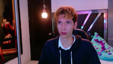 liam_green1 online show from 02-07-26, 12:20