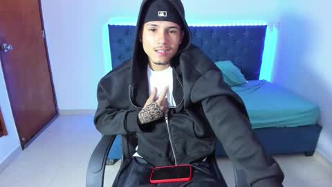 liam_hard01 online show from 02-03-26, 12:32