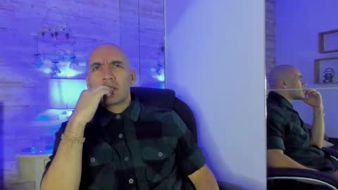 Liam online show from 09-29-25, 11:59