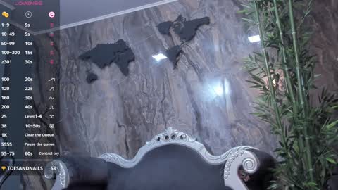 LIAM KLEIN online show from 12-14-24, 02:21