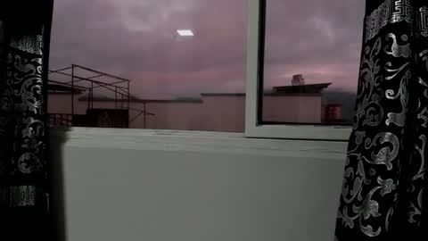 LIAM KLEIN online show from 12-16-24, 11:33