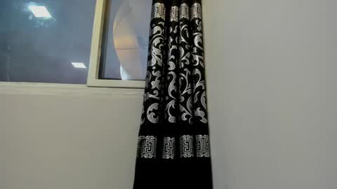 LIAM KLEIN online show from 12-17-24, 11:17