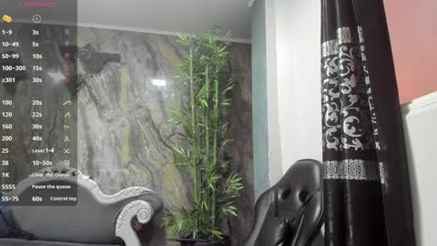 LIAM KLEIN online show from 12-19-24, 11:07