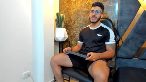 LIAM KLEIN online show from 09-20-25, 11:11