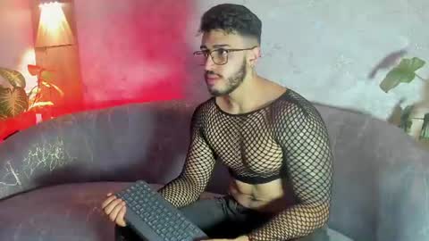LIAM KLEIN online show from 06-18-26, 11:36