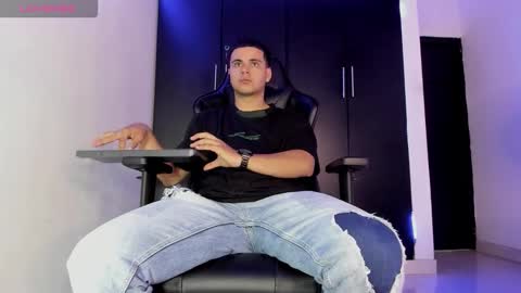 Liam online show from 03-23-26, 02:37