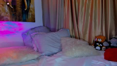 Snapshot of liam_oficial chatting on 09-28-25, 02:50 liam online show from 09-28-25, 02:50