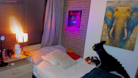 liam online show from 03-24-26, 02:38