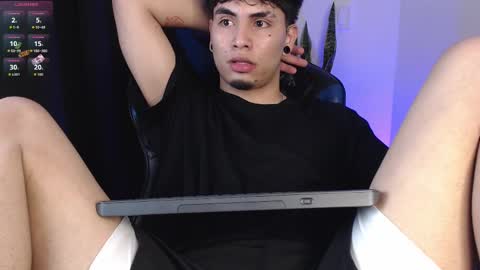 Liam online show from 09-23-25, 05:32