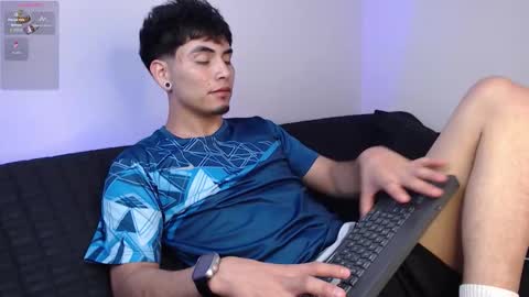 Liam online show from 10-11-25, 02:11