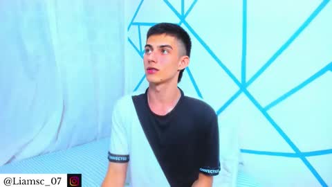 Liam scott77 online show from 12-22-25, 11:35