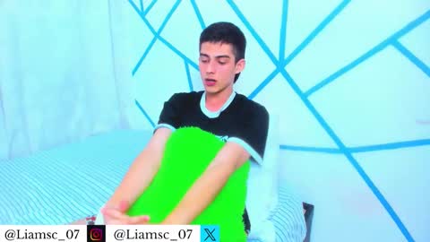 Liam scott77 online show from 01-08-26, 04:37