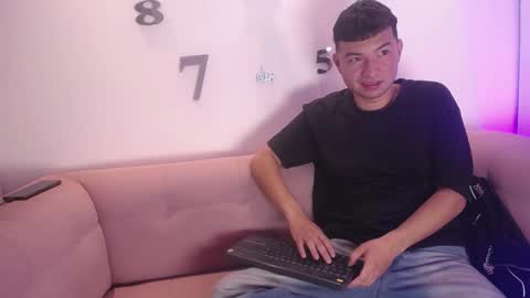 Liam  online show from 02-06-26, 03:26