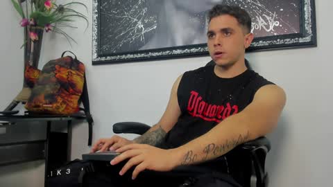 Liam online show from 12-27-24, 11:42