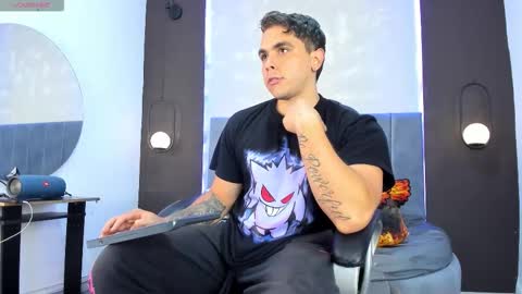 Liam online show from 10-15-25, 12:11