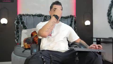 Liam online show from 11-28-25, 10:12