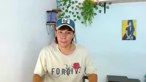 liamxul online show from 10-19-25, 06:19