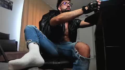 Liam online show from 02-16-26, 07:37