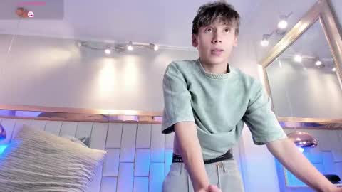liaml_18_ online show from 11-27-25, 10:01