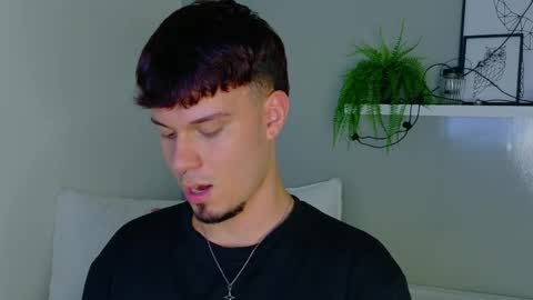 Snapshot of liamthunder05_ chatting on 10-06-25, 07:33 Liam Thunder online show from 10-06-25, 07:33