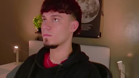 Snapshot of liamthunder05_ chatting on 10-13-25, 07:36 Liam Thunder online show from 10-13-25, 07:36