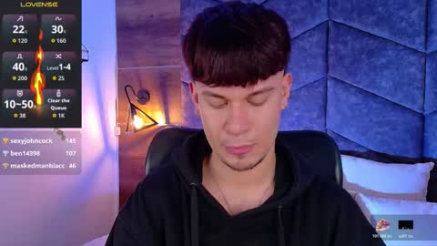 Snapshot of liamthunder05_ chatting on 10-29-25, 03:09 Liam Thunder online show from 10-29-25, 03:09