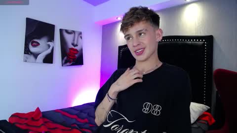 Snapshot of liamwild20 chatting on 03-12-26, 04:51 liam online show from 03-12-26, 04:51