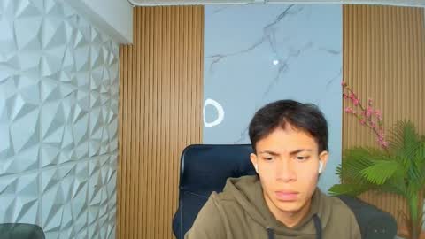 Liam online show from 09-18-25, 11:23