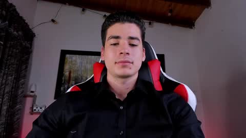 liamwyatt_ online show from 01-01-25, 06:05