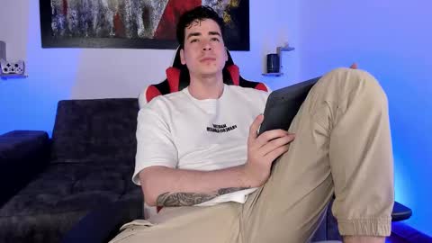 liamwyatt_ online show from 12-20-25, 03:46